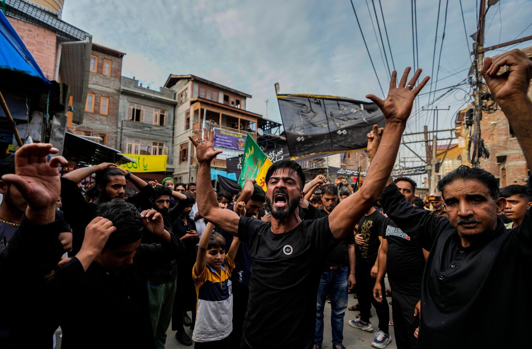 APTOPIX India Kashmir Muharram